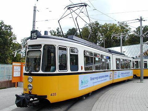 P9044033