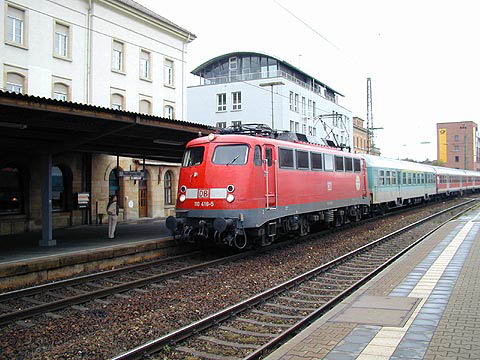 P9054103