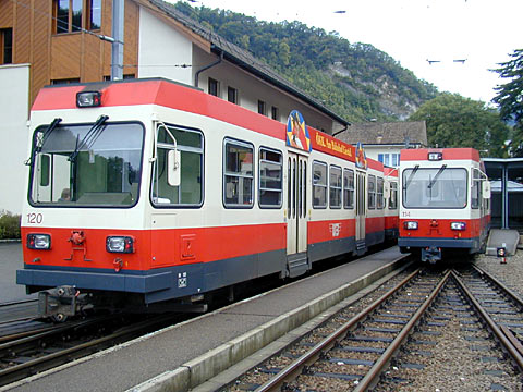 P9037966