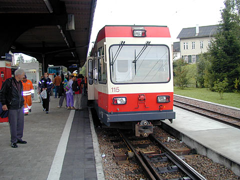 P9047968
