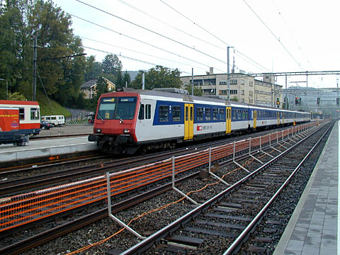 P9047971