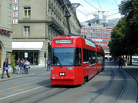 P9047976