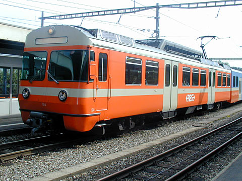 P9048003