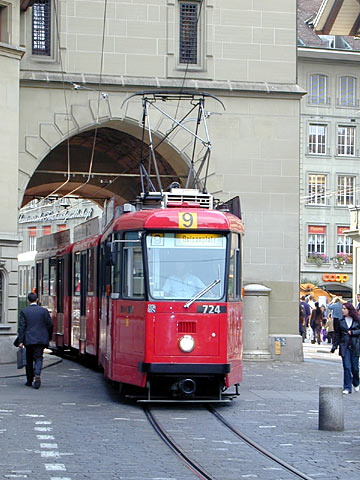 P9048035