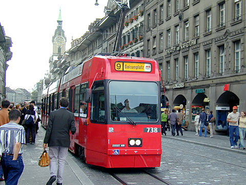P9048037