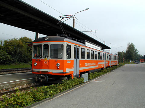 P9058057