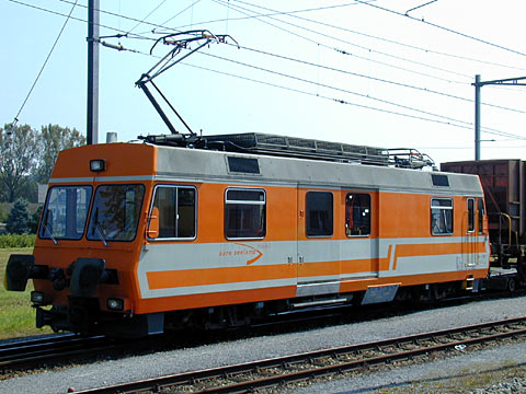 P9058074
