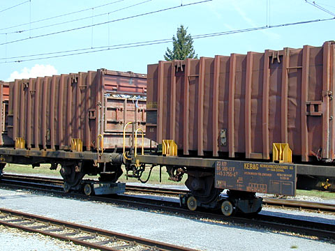P9058078