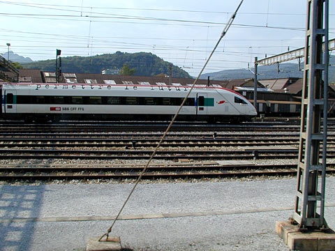 P9058095