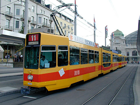 P9058103