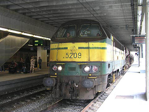 P9020006