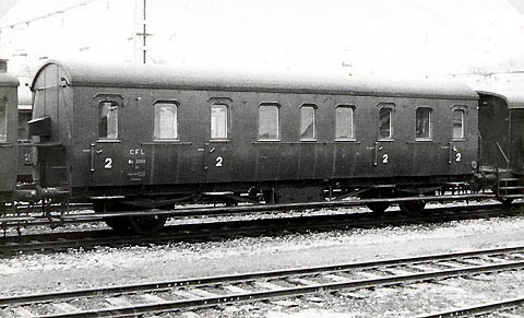CFL 3268 B2