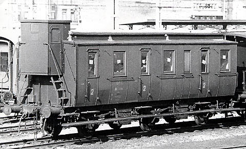 CFL 3366 B3